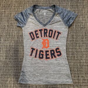 Detroit Tigers Women's Gray Short Sleeve Tee